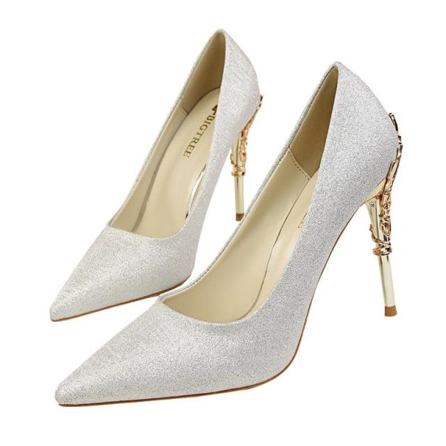 Stylish Women Casual Shoes – Comfortable & Lightweight