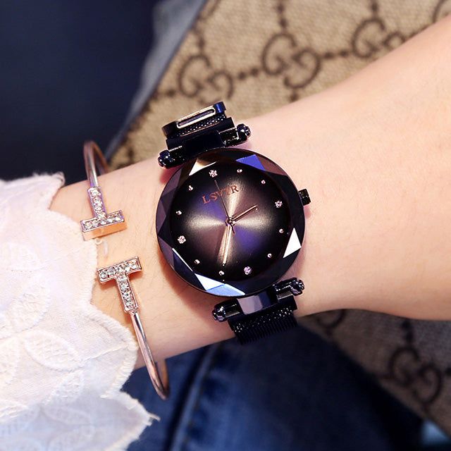 Lazy Creative Women’s Watch with Adjustable Magnetic Strap
