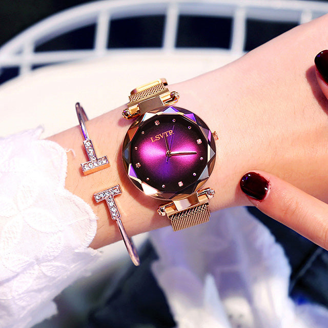 Lazy Creative Women’s Watch with Adjustable Magnetic Strap